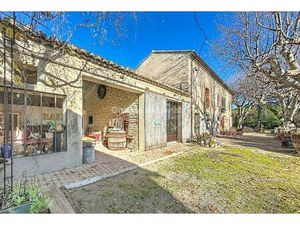Mas de ville exceptionnel  Carpentras  353m²  dépendances  piscine  sauna  terrain 1...