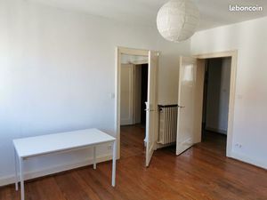 Appartement deux pièces  F2  Strasbourg Neudorf  61m2
