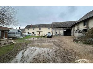 Maison Crèvecoeur-le-Petit 202 m² T-5 à vendre  220 000 €