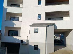 Vente Programme neuf Maison à Lanester Centre Ville (56600) : à vendre Maison / 505m² Lane