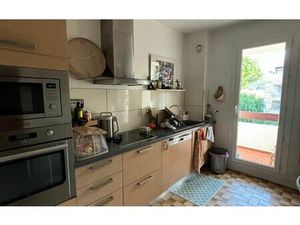 Location appartement  m² T-3 à Sanary-sur-Mer  972 €