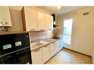 Location appartement  57.91 m² T-3 à Villeurbanne  990 €