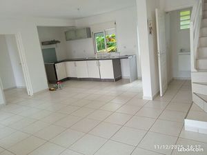 Loue f4 sous sol garage parking