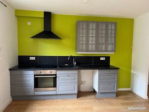 À louer – T3 duplex ~70 m² – Centre bourg Rosières