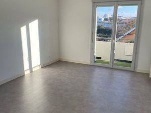 Part loue T4 avec garage quartier Minimes/Barrieres de Paris