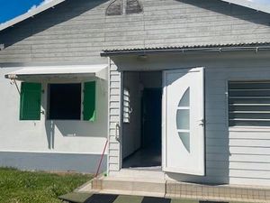 Maison F4 champ borne