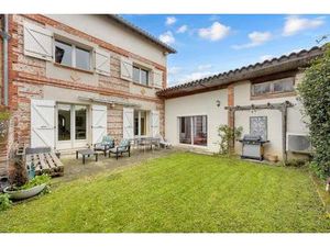 RARE – Maison toulousaine atypique de 240 m² rénovée au cœur d’Aucamville