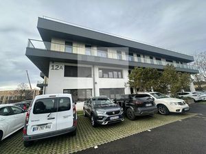 Location bureau 80 m² à Tassin-la-Demi-Lune (69160)