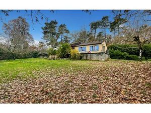 Maison Neuvic m² T-5 à vendre  108 500 €