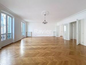 Location appartement 6 pièces 249 m² à Paris 8 (75008)