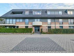 REZ-DE-CHAUSSEE * 2CH. * 2SDB * GARAGE * CAVE