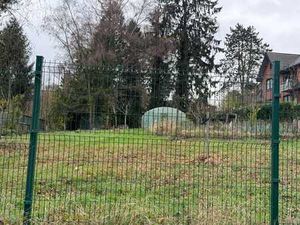 Terrain  vierge à bâtir