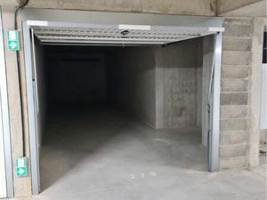 Location box atelier garage double 31m2