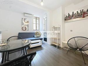Studio 1 pièce 22 m²
