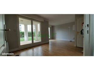 Studio 1 pièce 27 m²