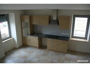 Appartement à louer à Félines 07