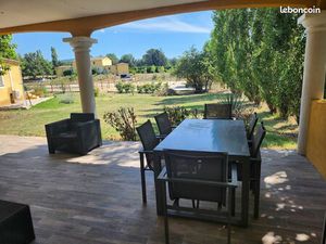 Meublée 2 chambres dans propriété équestre