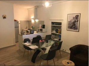 Appartement centre bourg saint andeol