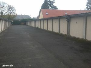 Garage couvert cimentè