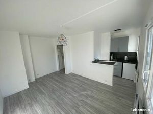 Studio 25m2 refait à neuf