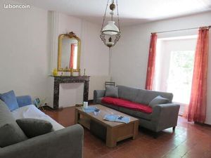 Vallée de la Buèges  15 kms de Ganges  maison dans hameau