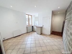 Location Studio Saint CHAMOND Centre