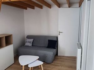 Studio meublé refait à neuf