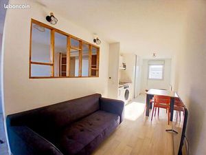 T1 bis meublé 39m2  place de parking privée