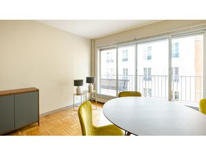 A LOUER PARIS 16EME 2 PIECES AVEC BALCON