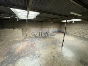 Vente local industriel 530 m² Savigny-le-Temple (77176)