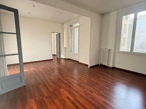 Location appartement 3 pièces 67 m² à Marseille 8 (13008)