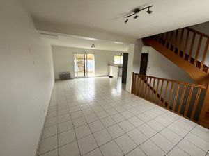 Maison Lécousse 5 pièce(s)