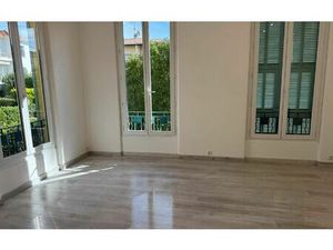 Location appartement  47.11 m² T-2 à Nice  1 150 €