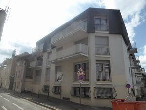 Appartement avec terrasse.