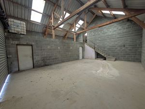 Local d'activités Fleurigné 211 m2