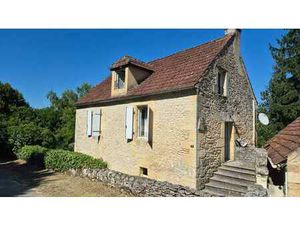 CHARMANTE MAISON EN PIERRE AVEC TERRASSE ET JARDIN DANS HAMEAU PAISIBLE EN DORDOGNE
