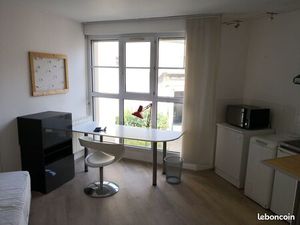 Studio meublé 23 m² centre ville de Compiègne   à proximité du château Idéal étudiant