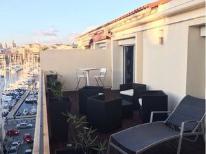 Location meublée avec terrasse T2 Marseille Vieux Port