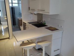 Location appartement 1 pièce 18 m² à Saint-Germain-en-Laye (78100)