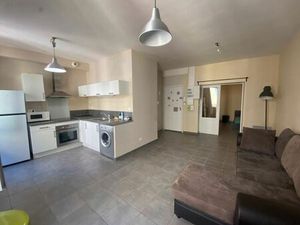 Location appartement 2 pièces 45 m² à Saint-Germain-en-Laye (78100)