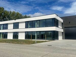Bien professionnel à louer à Evergem € 2.300 (LINP3) | Zimmo