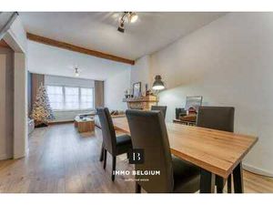 Maison en grande partie rénovée à proximité du centre de ...