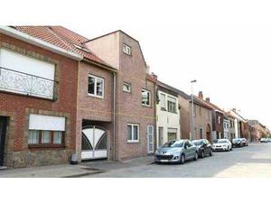 Instapklaar 2-slaapkamerappartement met ruim terras te hu...