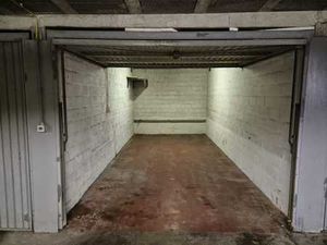 Garage Fermé à vendre