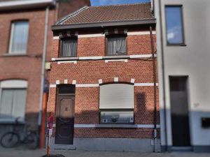 Gezellige stadswoning te koop in het centrum van Sint-Gil...