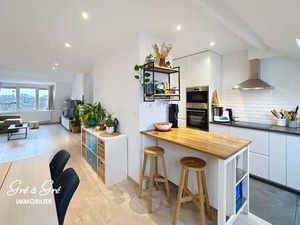 BOIS/ULB- lumineux duplex rénové. Libre le 1er mars 2026 !