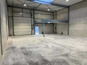 Bien professionnel à louer à Ranst € 1.400 (LINDT) | Zimmo