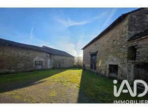 Vente immeuble 265 m² Le Buis (87140)
