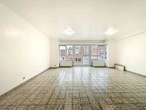 Bel appartement rénové +-90 m² 2 chambres