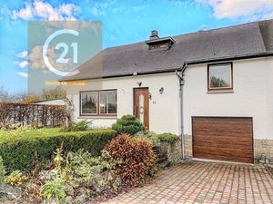 Maison à louer avec garage et terrasse   Marche-en-Famenne (VBD65022)